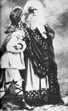 Willie Seymour, Lawrence Barrett in King Lear (1876)-Production Photo-B&W-Resized.jpg (74746 bytes)